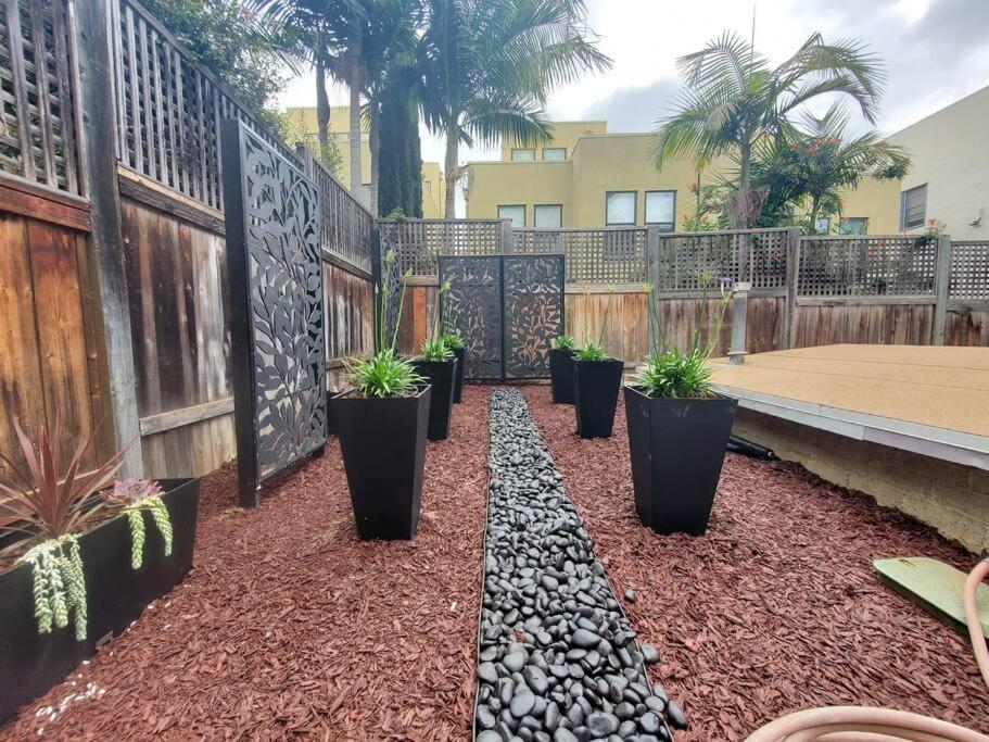 Centrally Located Studio And Cozy Place Perfect For Travelers And Couples! Located In San Diego Downtown! Perfect For Your Quick Getaway! Exterior photo