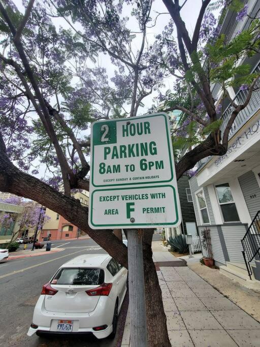 Centrally Located Studio And Cozy Place Perfect For Travelers And Couples! Located In San Diego Downtown! Perfect For Your Quick Getaway! Exterior photo